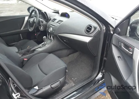 2010 Mazda Mazda3 S Sport z USA, uszkodzony, nr VIN JM1BL1H55A1214192